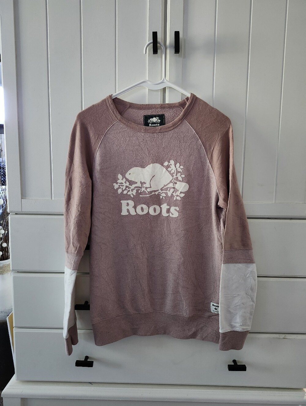 Roots Women's Dusty Pink Crewneck Sweatshirt with White Logo Sz Xs